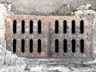 Illustration for article titled Exactly Where to Locate the Plumbing Equipment to Fix the Really Big Problems